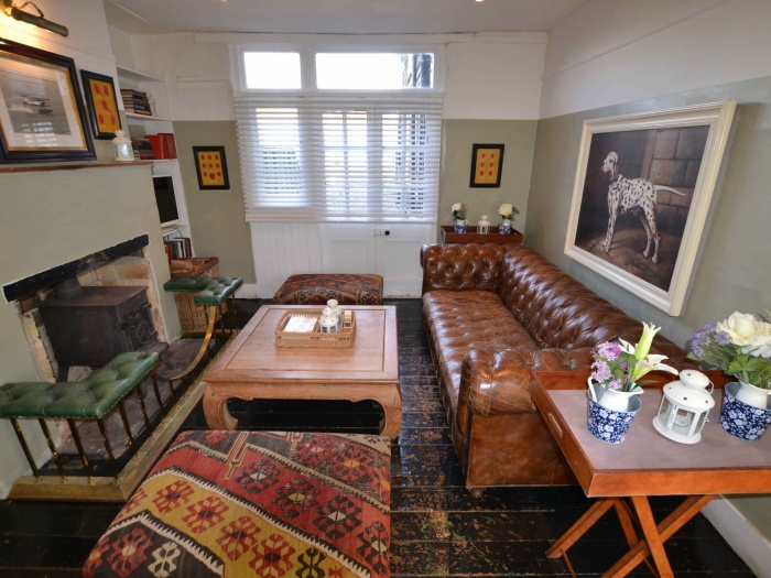 Beehive cottage living room