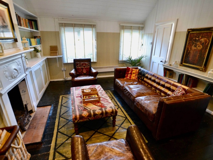 Mullbery cottage living room